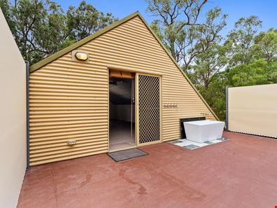 18 Peppermint Drive, Lake Clifton WA 6215