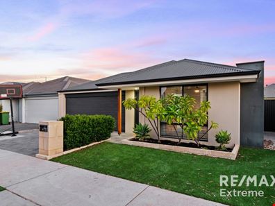 11 Glenlossie Avenue, Haynes WA 6112