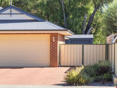 28 Santons Approach, Yalyalup WA 6280