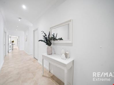 59 Archimedes Crescent, Tapping WA 6065