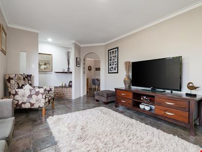 28 Manberry Way, Yangebup WA 6164