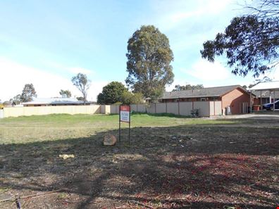 24 Marri Drive, Katanning WA 6317