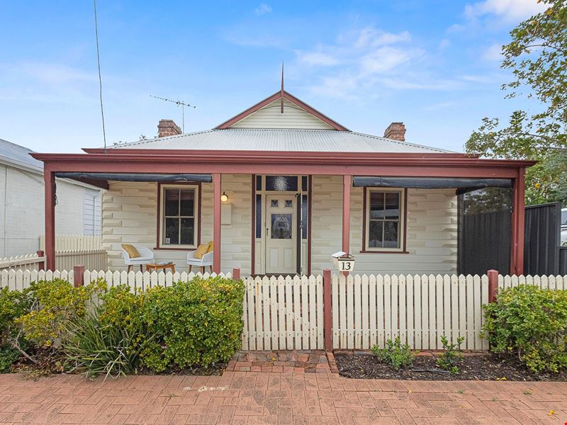 13 Hubert Street, Guildford WA 6055
