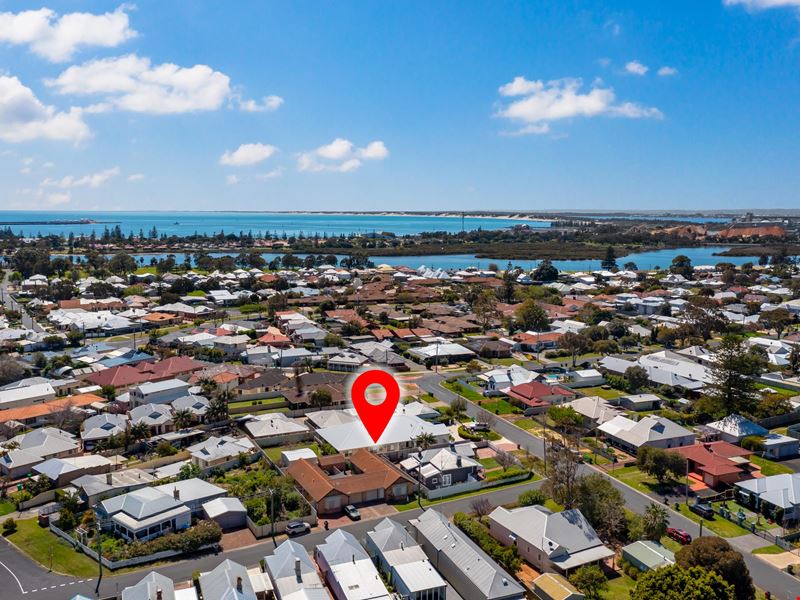 2/20 Ednie Street, Bunbury WA 6230