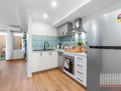 2/10 Padbury Terrace, Midland WA 6056