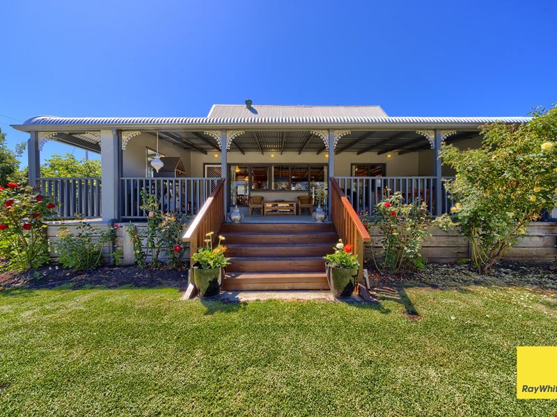 4 Green Street, Manypeaks