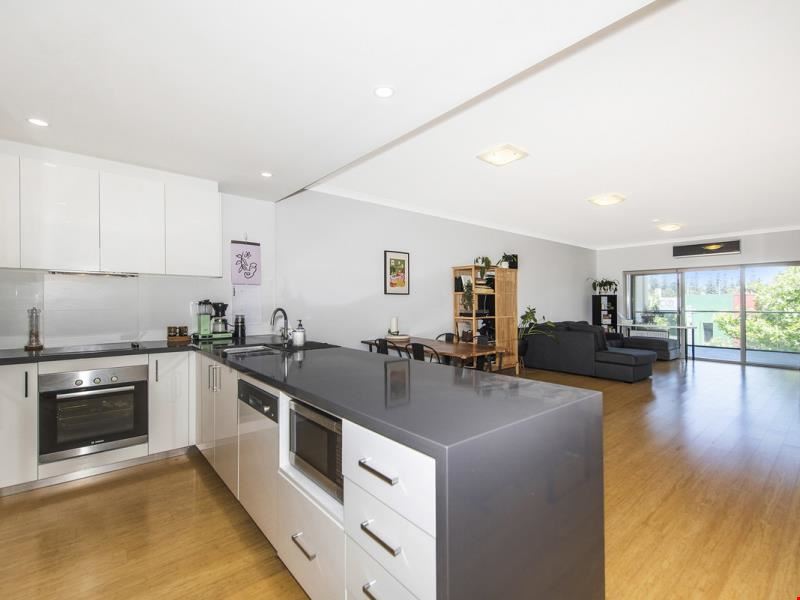 4/110 Cambridge Street, West Leederville WA 6007