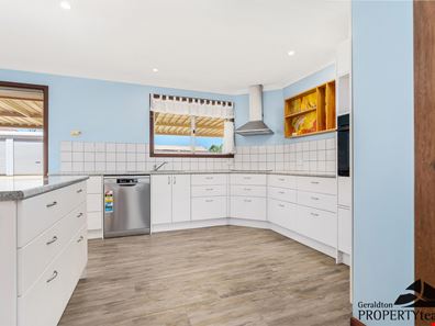 29 Whitworth Drive, Sunset Beach WA 6530