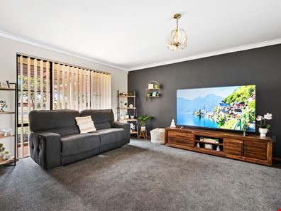 214 Hare Street, West Lamington WA 6430