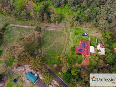 13 Bevan Loop, Roelands WA 6226