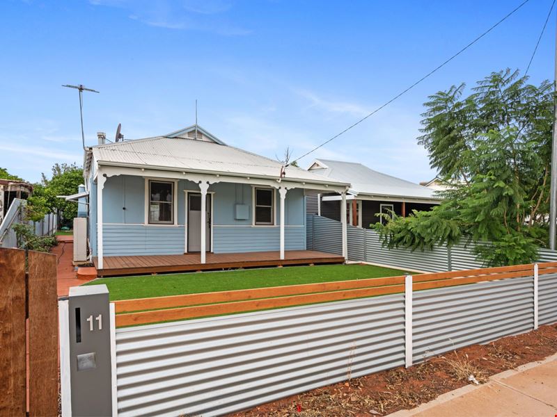 11 & 11A Addis Street, Lamington WA 6430