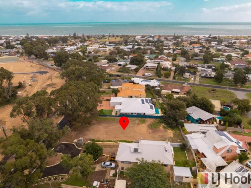42 Madora Beach Road, Madora Bay WA 6210