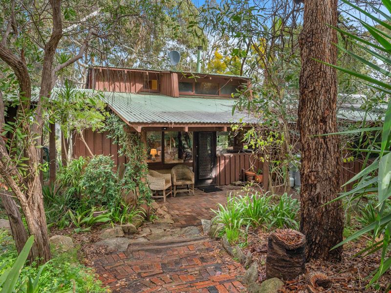 15 Michael Crescent, Boya WA 6056