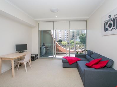 11/1 Silas Street, East Fremantle WA 6158