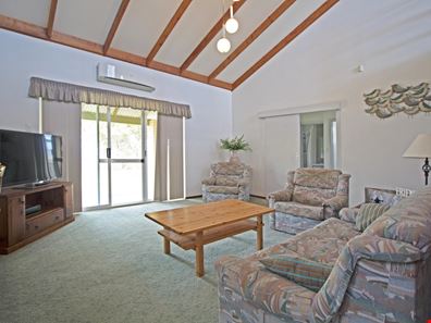 36 Casuarina Drive, Jurien Bay WA 6516