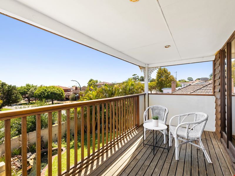 28 Davy Street, Alfred Cove WA 6154
