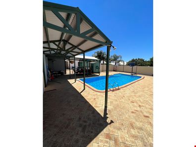 15 Growden Street, Merredin WA 6415