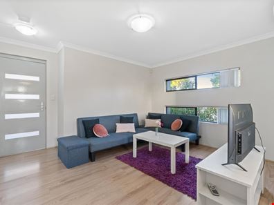 13/148 Treasure Road, Queens Park WA 6107