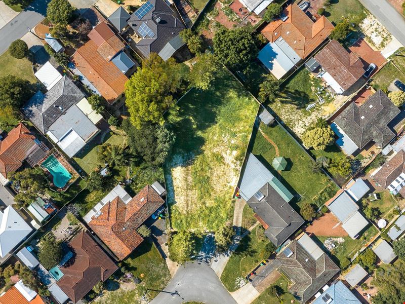 15 MERTON WAY, Morley WA 6062