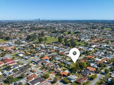 15 MERTON WAY, Morley WA 6062