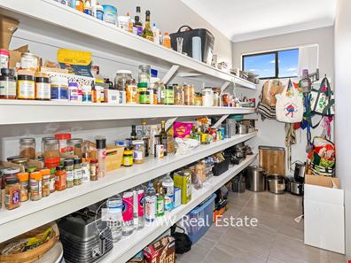 12 Gigondas Street, Yalyalup WA 6280