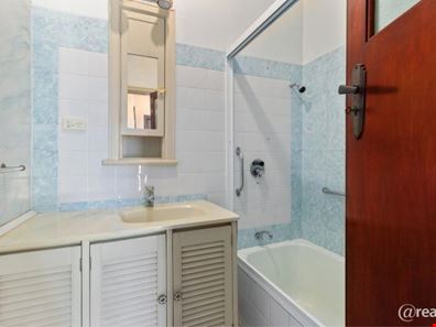 9 Holmesdale Road, Woodbridge WA 6056