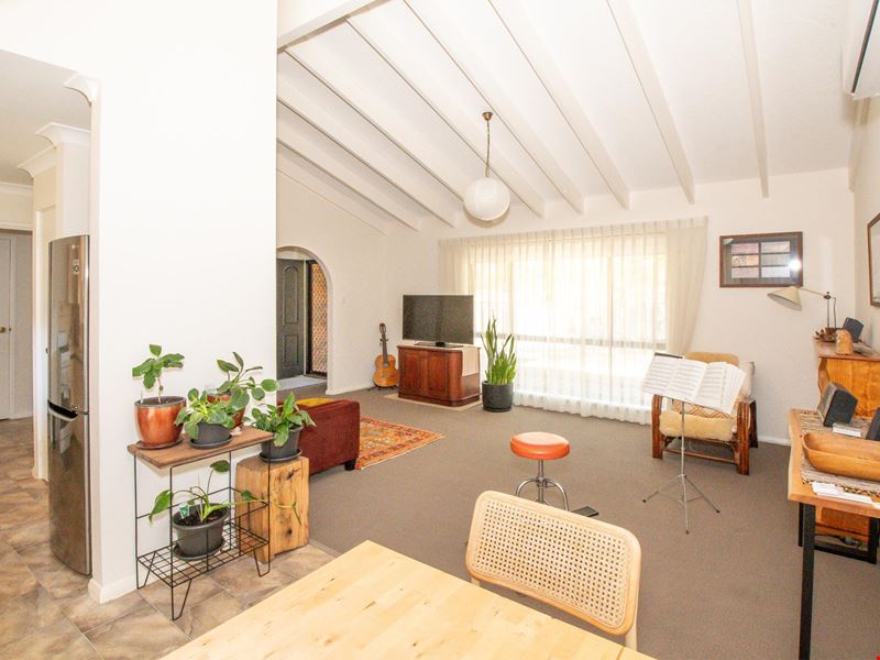 13 Paterson Street, Denmark WA 6333