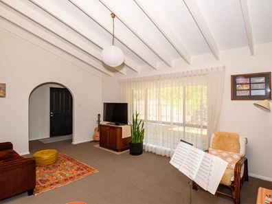 13 Paterson Street, Denmark WA 6333