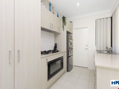 12/10 Cordovan Parkway, Aveley WA 6069