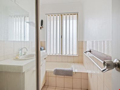 5/1 Steel Place, Boulder WA 6432