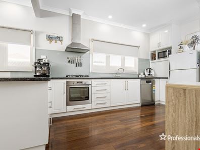 54 Dorothy Street, Geraldton WA 6530