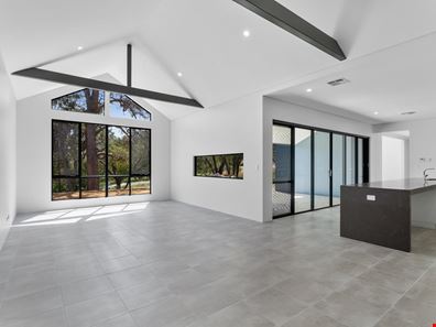 6 Olearia Court, Gelorup WA 6230