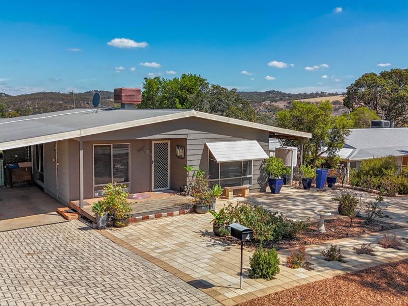 4 Mastalerz Retreat, Toodyay WA 6566