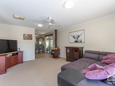 4 Mastalerz Retreat, Toodyay WA 6566