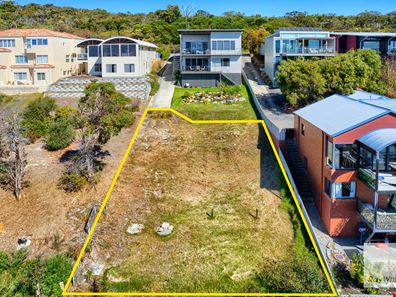 42A Hare Street, Middleton Beach WA 6330