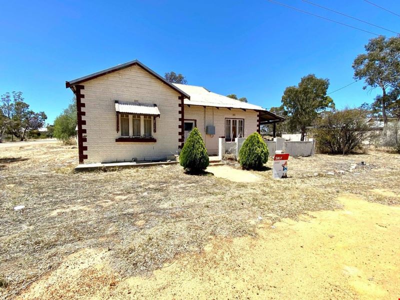 12 Wood street, Quairading WA 6383