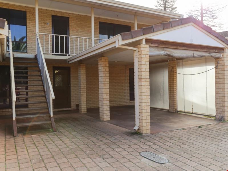 10/77 The Esplanade, Esperance WA 6450