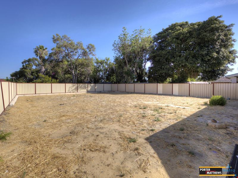 19B Saturn Street, Beckenham WA 6107