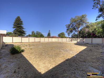 19B Saturn Street, Beckenham WA 6107
