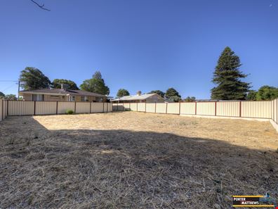 19B Saturn Street, Beckenham WA 6107