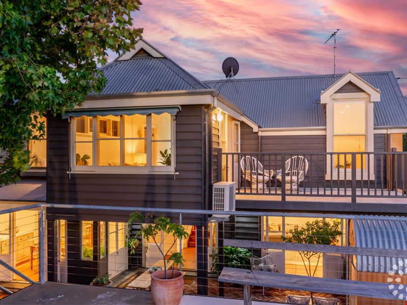 10 Yilgarn Street, White Gum Valley WA 6162