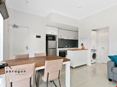 1/4 Waterloo Street, Joondanna WA 6060