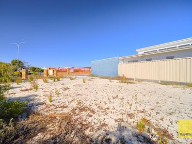 1/4 Barry Court, Collingwood Park WA 6330