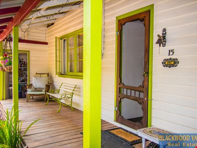 15 Throssell Street, North Greenbushes WA 6254