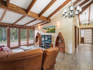 26 Berwick Place, Quindalup WA 6281