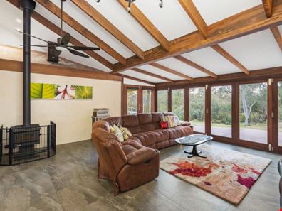 26 Berwick Place, Quindalup WA 6281