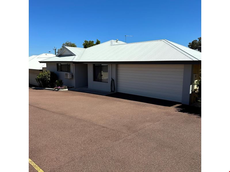 3/8 Benson Court, Mount Nasura WA 6112