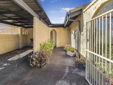 128 William Street, Beckenham WA 6107