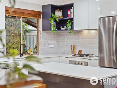 11 Larkspur Cross, Yangebup WA 6164