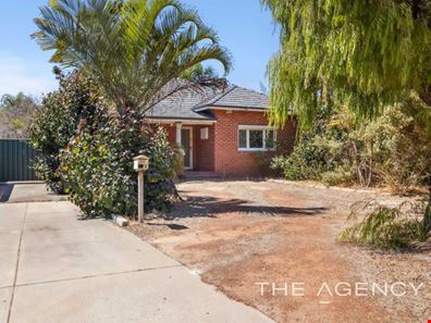 135 Coolgardie Avenue, Redcliffe WA 6104